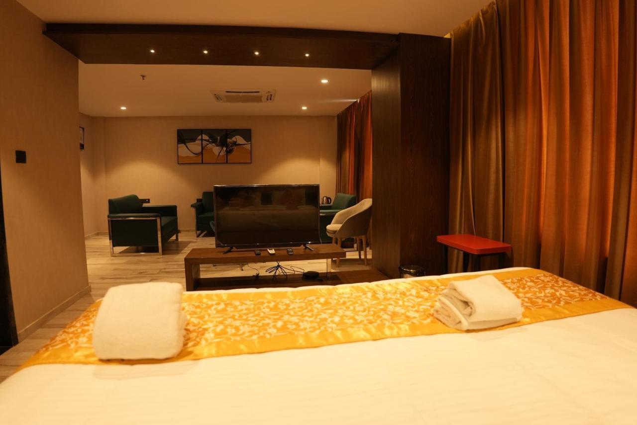 Hotel Ocean Vista Bay Visakhapatnam Exterior foto